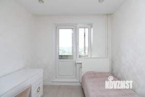 4-к квартира, вторичка, 82м2, 8/10 этаж