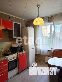 2-к квартира, вторичка, 54м2, 1/10 этаж