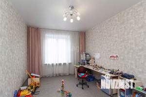 4-к квартира, вторичка, 117м2, 2/4 этаж