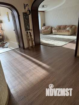 4-к квартира, вторичка, 138м2, 4/10 этаж