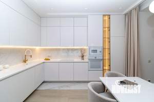 4-к квартира, вторичка, 98м2, 9/9 этаж