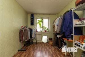 3-к квартира, вторичка, 65м2, 6/9 этаж