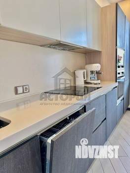 2-к квартира, вторичка, 64м2, 17/23 этаж