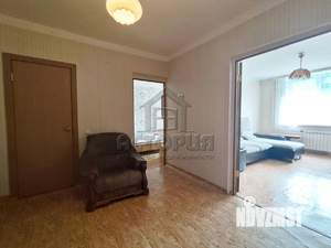 2-к квартира, вторичка, 61м2, 8/10 этаж