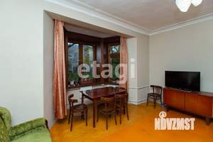 2-к квартира, вторичка, 64м2, 1/5 этаж