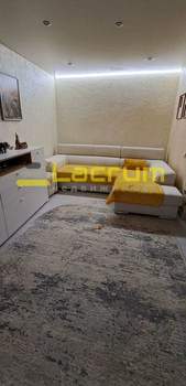 2-к квартира, вторичка, 46м2, 5/5 этаж