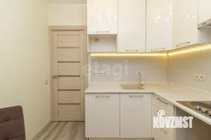 2-к квартира, вторичка, 43м2, 1/4 этаж