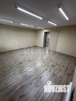 3-к квартира, вторичка, 64м2, 1/10 этаж