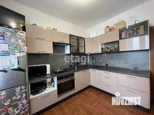 2-к квартира, вторичка, 63м2, 10/16 этаж