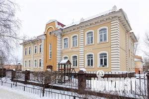 4-к квартира, вторичка, 230м2, 2/2 этаж