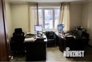 2-к квартира, вторичка, 52м2, 1/10 этаж