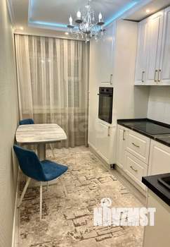 2-к квартира, вторичка, 58м2, 2/17 этаж