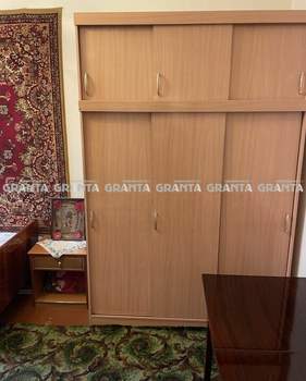 2-к квартира, вторичка, 52м2, 1/4 этаж