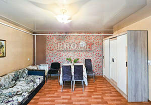 2-к квартира, вторичка, 55м2, 1/1 этаж