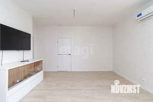 4-к квартира, вторичка, 82м2, 5/19 этаж