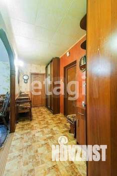 2-к квартира, вторичка, 54м2, 1/9 этаж