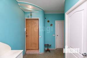 4-к квартира, вторичка, 61м2, 5/5 этаж