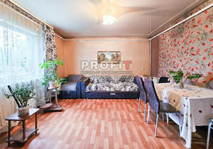 2-к квартира, вторичка, 55м2, 1/1 этаж