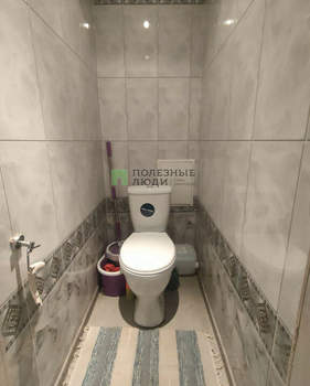 2-к квартира, вторичка, 49м2, 1/4 этаж