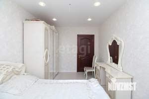 4-к квартира, вторичка, 82м2, 8/10 этаж