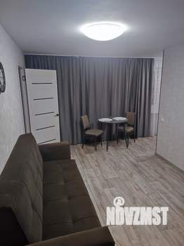 2-к квартира, вторичка, 42м2, 1/5 этаж