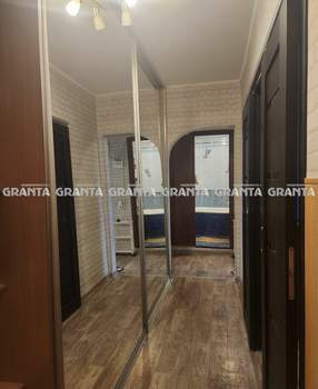 4-к квартира, вторичка, 77м2, 7/9 этаж