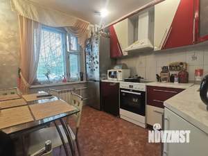 4-к квартира, вторичка, 82м2, 1/10 этаж