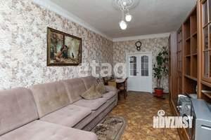 2-к квартира, вторичка, 65м2, 4/4 этаж