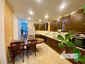 4-к квартира, вторичка, 187м2, 1/5 этаж