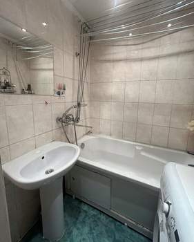 4-к квартира, вторичка, 82м2, 3/6 этаж