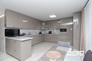 2-к квартира, вторичка, 98м2, 9/21 этаж