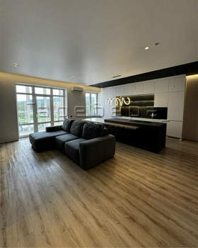 4-к квартира, вторичка, 110м2, 6/9 этаж