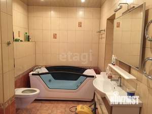 3-к квартира, вторичка, 100м2, 2/10 этаж