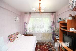 4-к квартира, вторичка, 58м2, 1/5 этаж