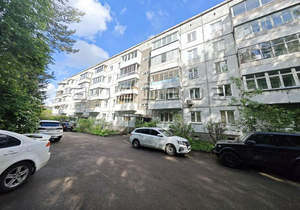 2-к квартира, вторичка, 53м2, 1/5 этаж