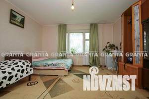 2-к квартира, вторичка, 52м2, 1/9 этаж