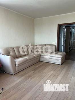 4-к квартира, вторичка, 110м2, 12/16 этаж