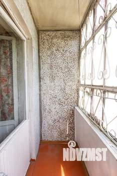 2-к квартира, вторичка, 54м2, 1/9 этаж