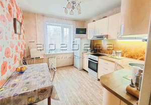 4-к квартира, вторичка, 80м2, 4/9 этаж