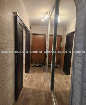 4-к квартира, вторичка, 77м2, 7/9 этаж