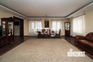 4-к квартира, вторичка, 192м2, 5/6 этаж