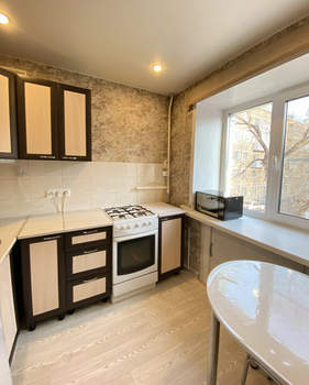 2-к квартира, вторичка, 42м2, 2/5 этаж