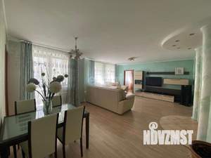 4-к квартира, вторичка, 125м2, 3/9 этаж