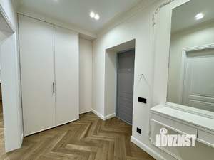 2-к квартира, вторичка, 57м2, 10/17 этаж