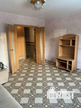 1-к квартира, вторичка, 40м2, 1/10 этаж