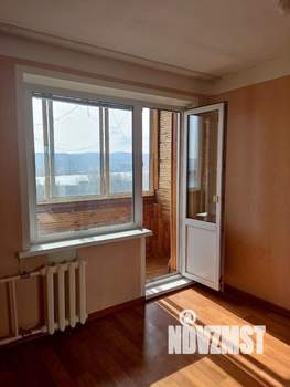 2-к квартира, вторичка, 40м2, 9/9 этаж