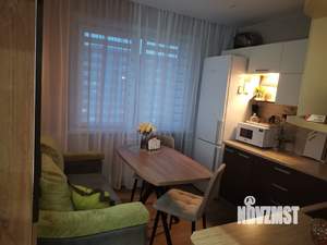 2-к квартира, вторичка, 62м2, 7/16 этаж