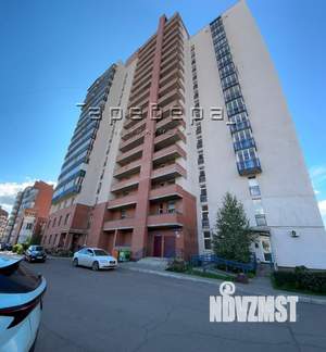 3-к квартира, вторичка, 78м2, 8/10 этаж