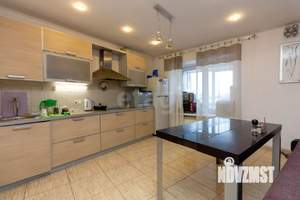 3-к квартира, вторичка, 100м2, 2/10 этаж