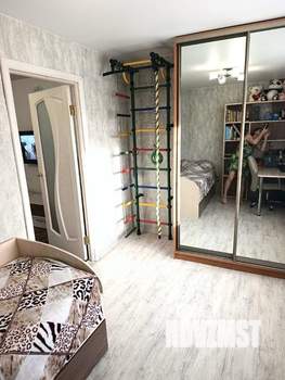 2-к квартира, вторичка, 37м2, 1/9 этаж